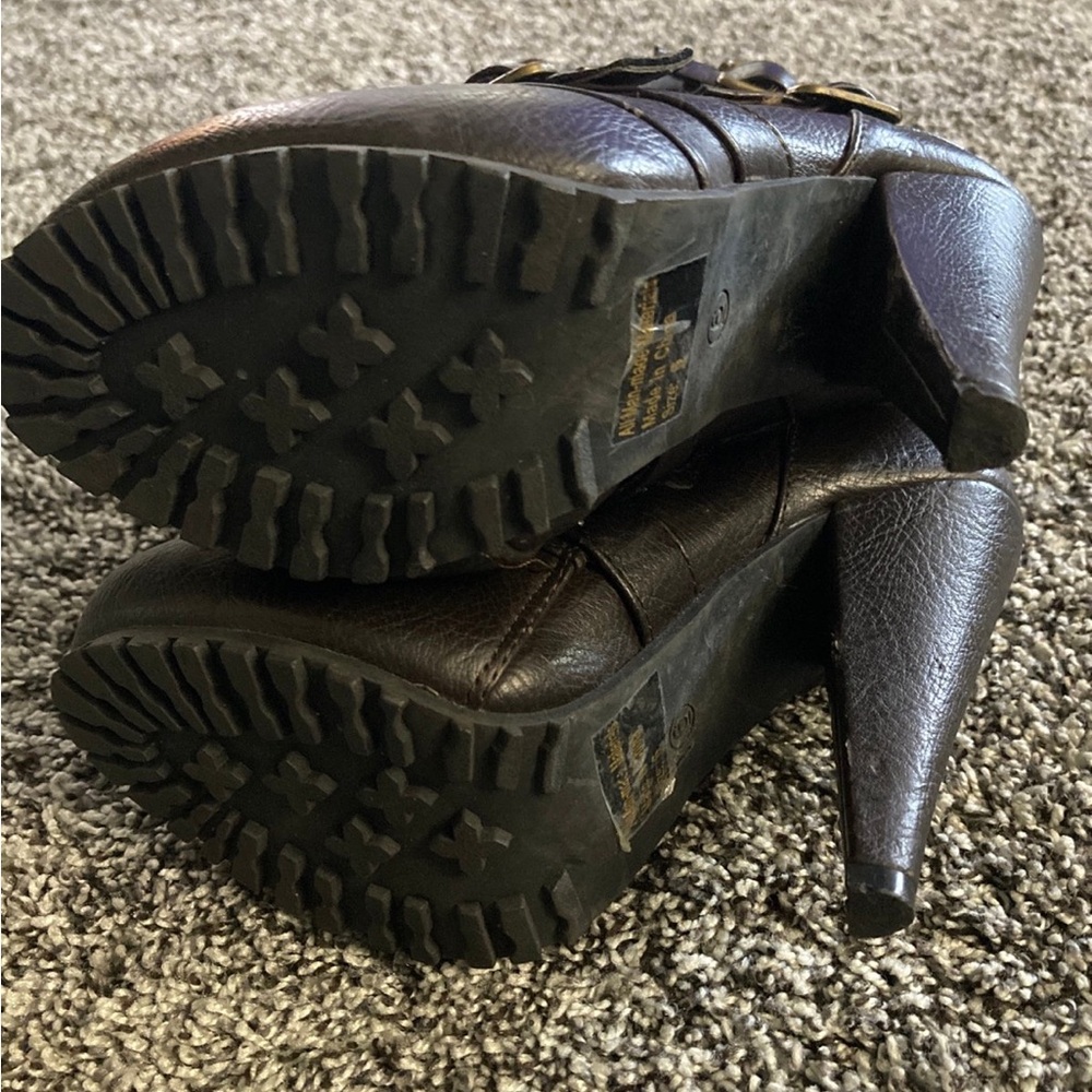 Sexy Brown Buckle Adorned High Heeled Boots (6) - Picture 3 of 5